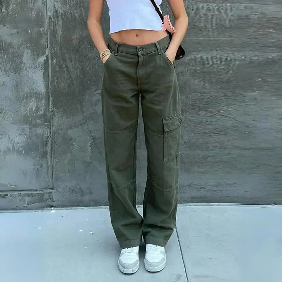 Quinn Cargo Pants in a relaxed fit, featuring a stylish design perfect for effortless chic outfits.

 - 2