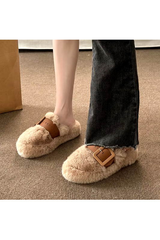 Cumulus Mens Slippers featuring curly wool exterior, plush lining for ultimate comfort, and a cozy fit perfect for relaxing at home. - 2