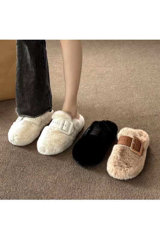 Cumulus Mens Slippers featuring curly wool exterior, plush lining for ultimate comfort, and a cozy fit perfect for relaxing at home. - 5