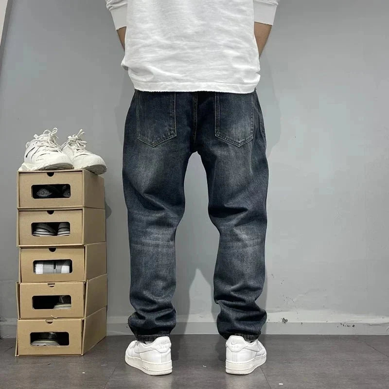 Jasper Ken Jeans in a stylish patchwork design featuring a relaxed fit, perfect for casual wear and modern fashion enthusiasts. - 4