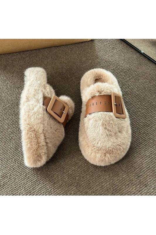 Cumulus Mens Slippers featuring curly wool exterior, plush lining for ultimate comfort, and a cozy fit perfect for relaxing at home. - 15