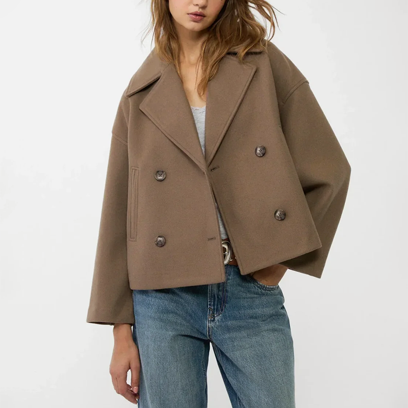 Nel | Cropped Double-Breasted Coat with Lapel Collar