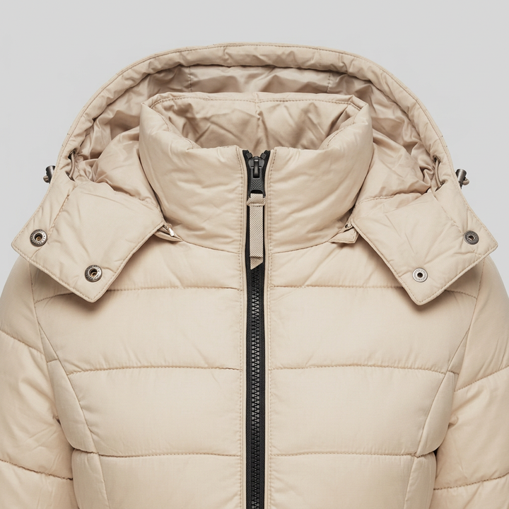 Lady winter coat hood zip detail