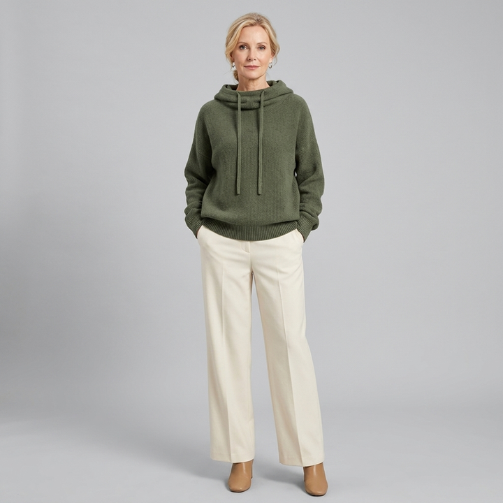 Elvire hooded pullover pose