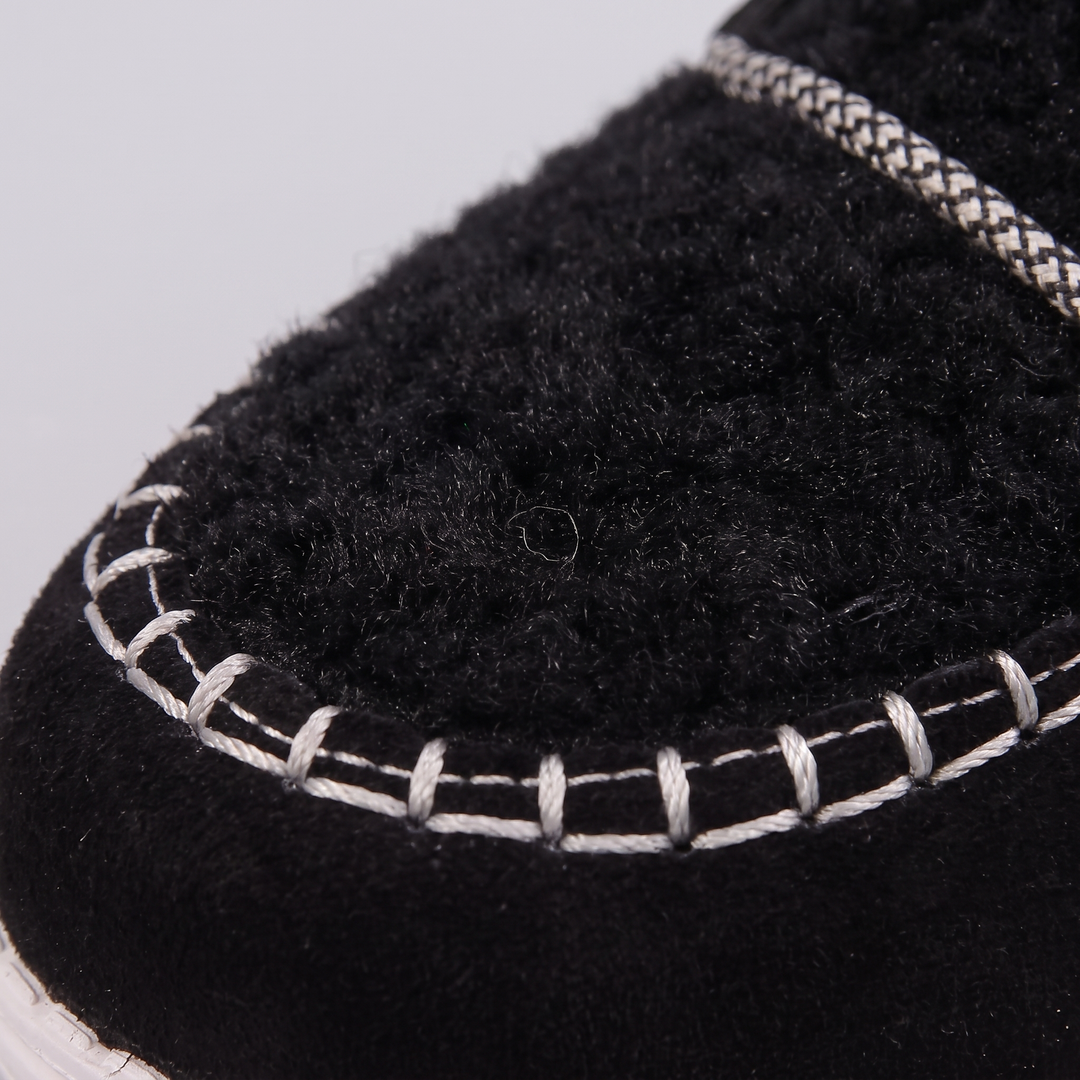 Olina snow boot plush suede detail