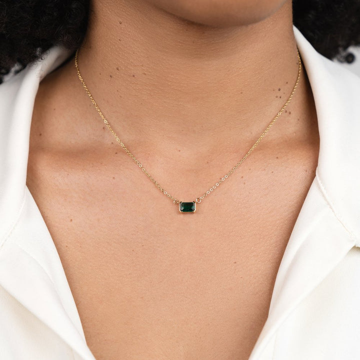 Mona Green Emerald Necklace made of stainless steel with an adjustable length, featuring a stunning green emerald pendant, perfect for adding elegance to any outfit. - 1