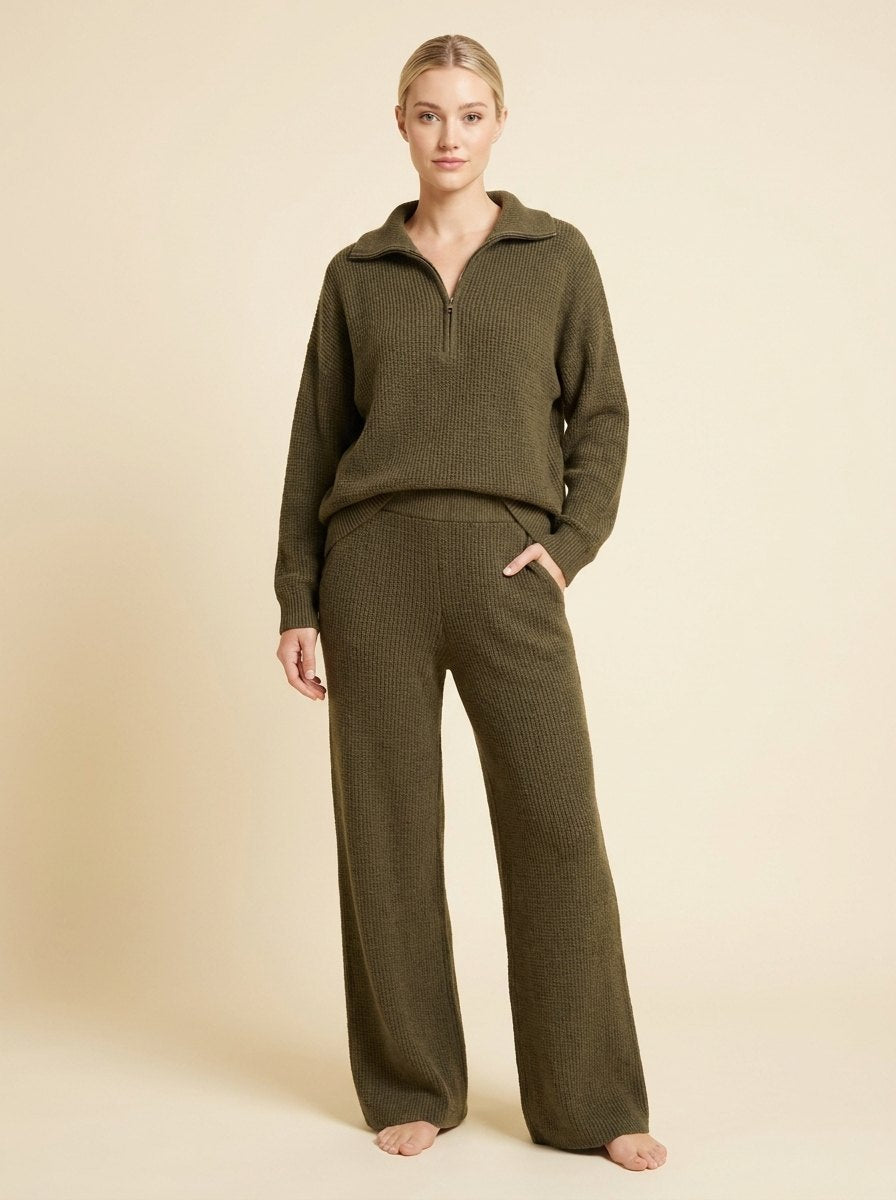 Aeria comfy knit two-piece lounge set in green