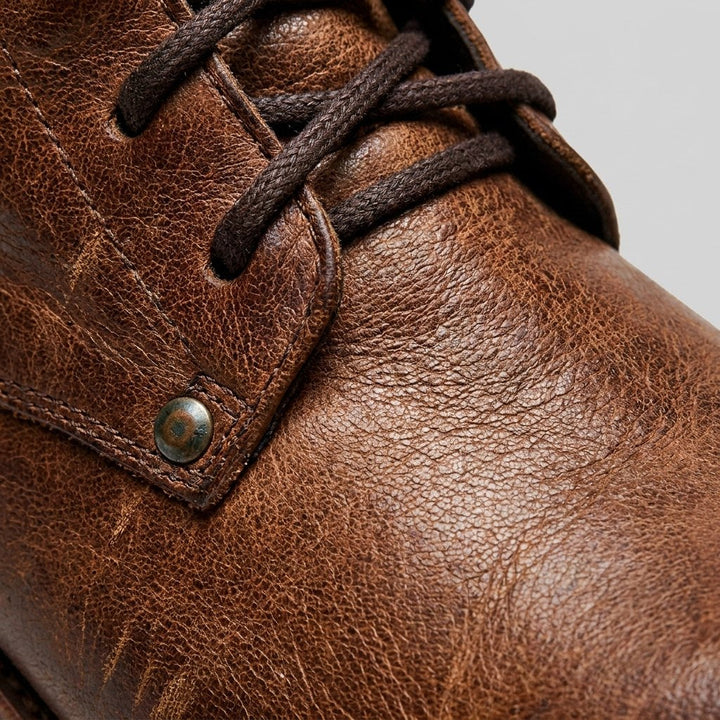 Aruna leather detail