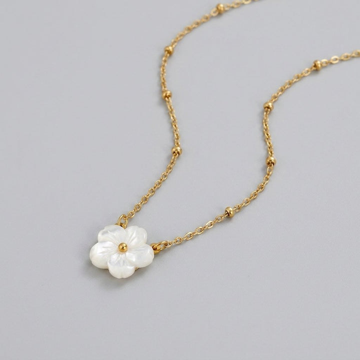 Blossom flower necklace angle