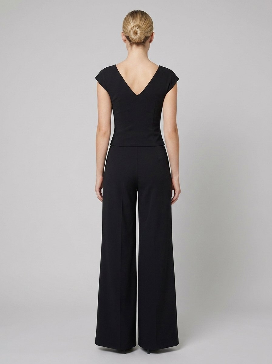 Liora black top V-back