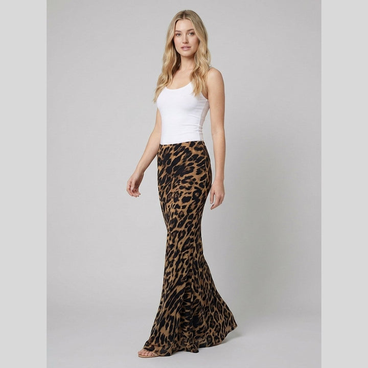 Luna leopard maxi skirt three-quarter side on model
