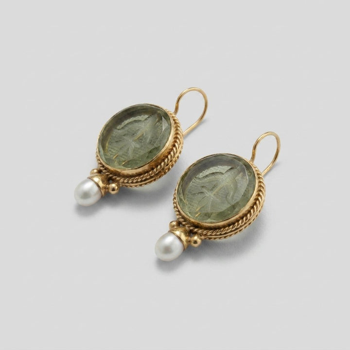 Navier earrings angle