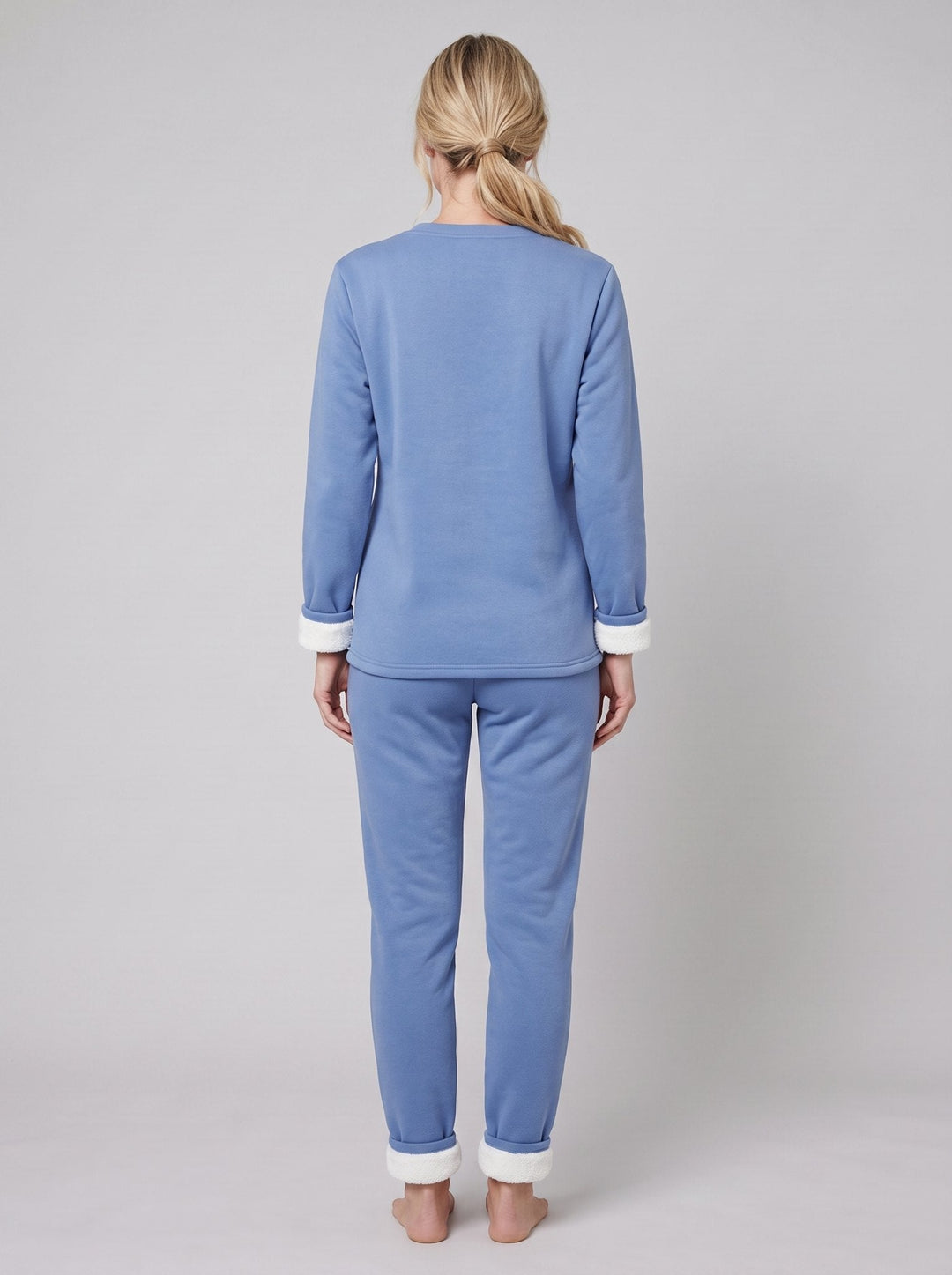 Noellee comfortable lounge set - back view
