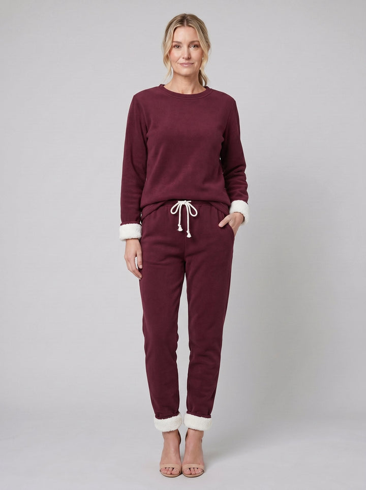 Noellee comfortable lounge set in dark red