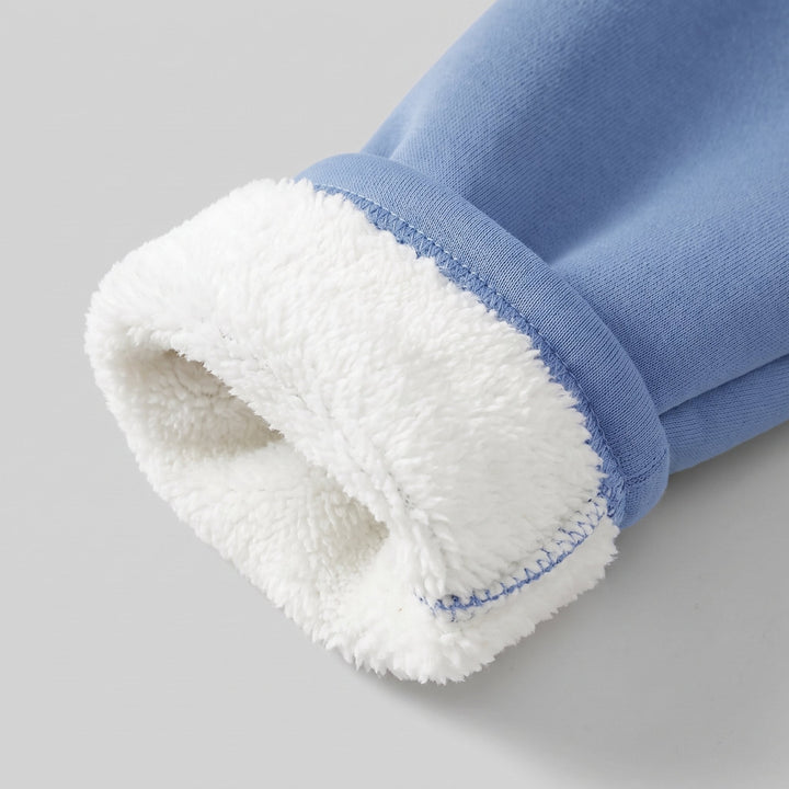 Noellee comfortable lounge set - sherpa fleece fabric close-up