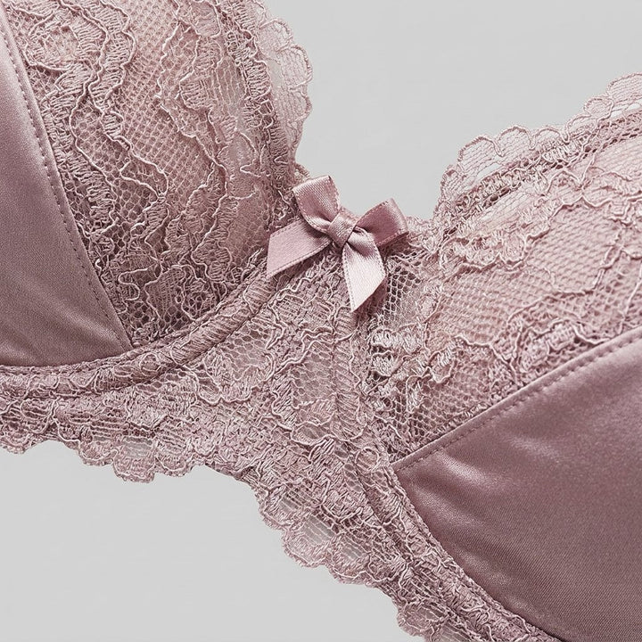 Oola Lace Bra lace fabric detail