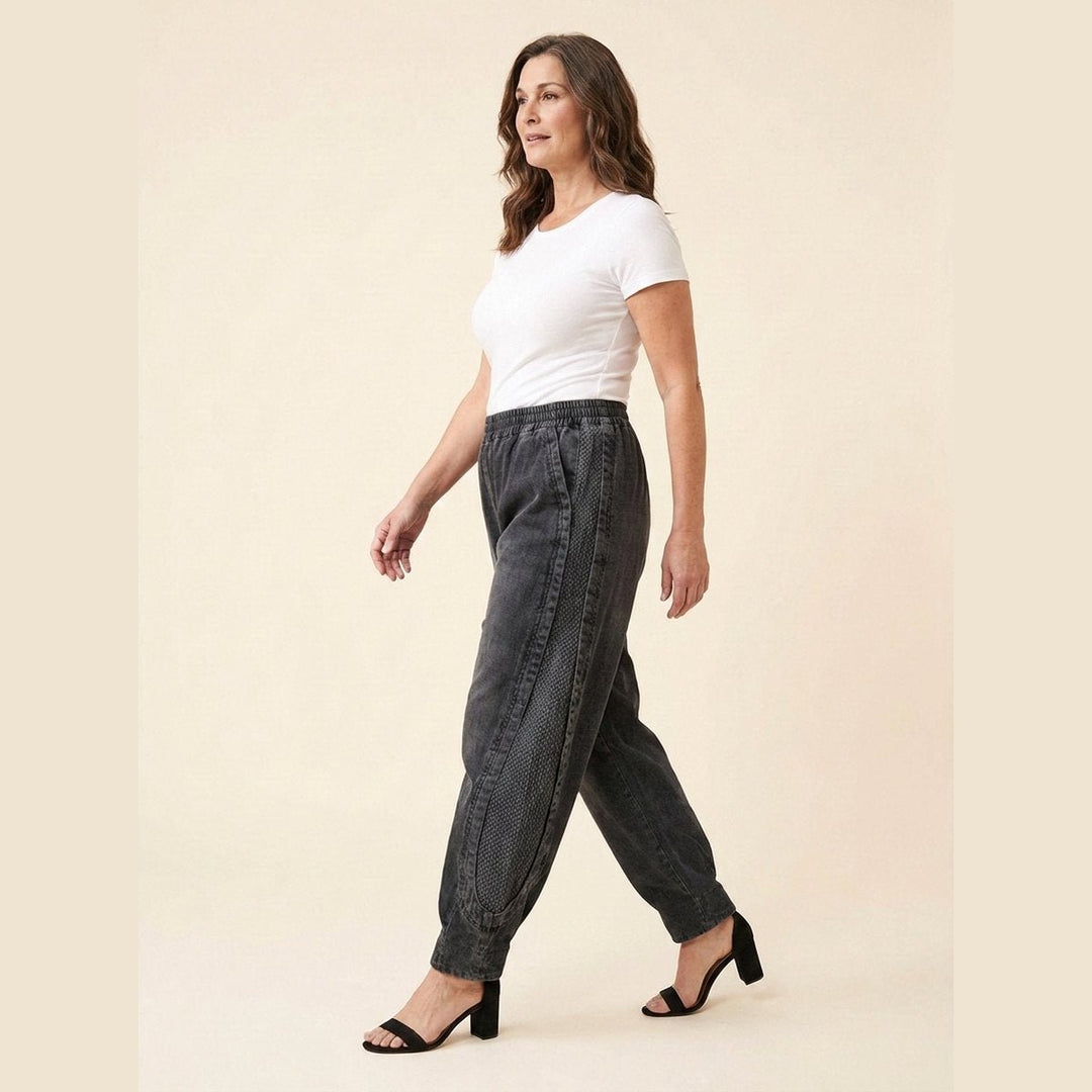 Palo patchwork denim pants in grey, side view on model walking
