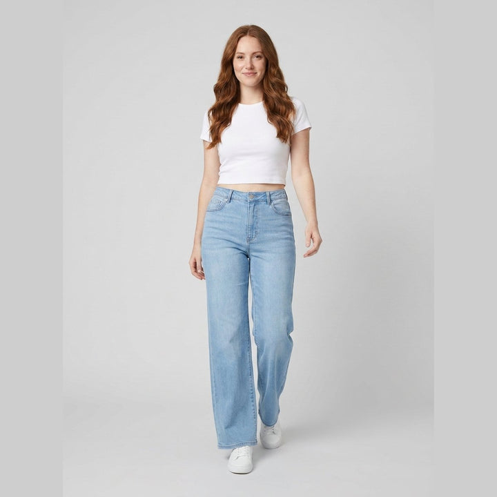 Polo wide-leg jeans sky blue wash on model