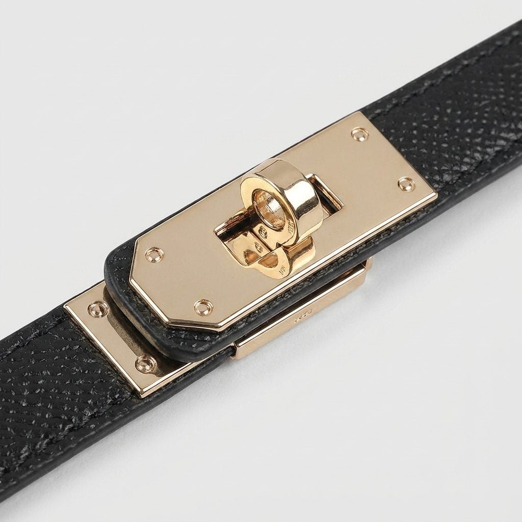 Rays belt gold turn-lock buckle detail