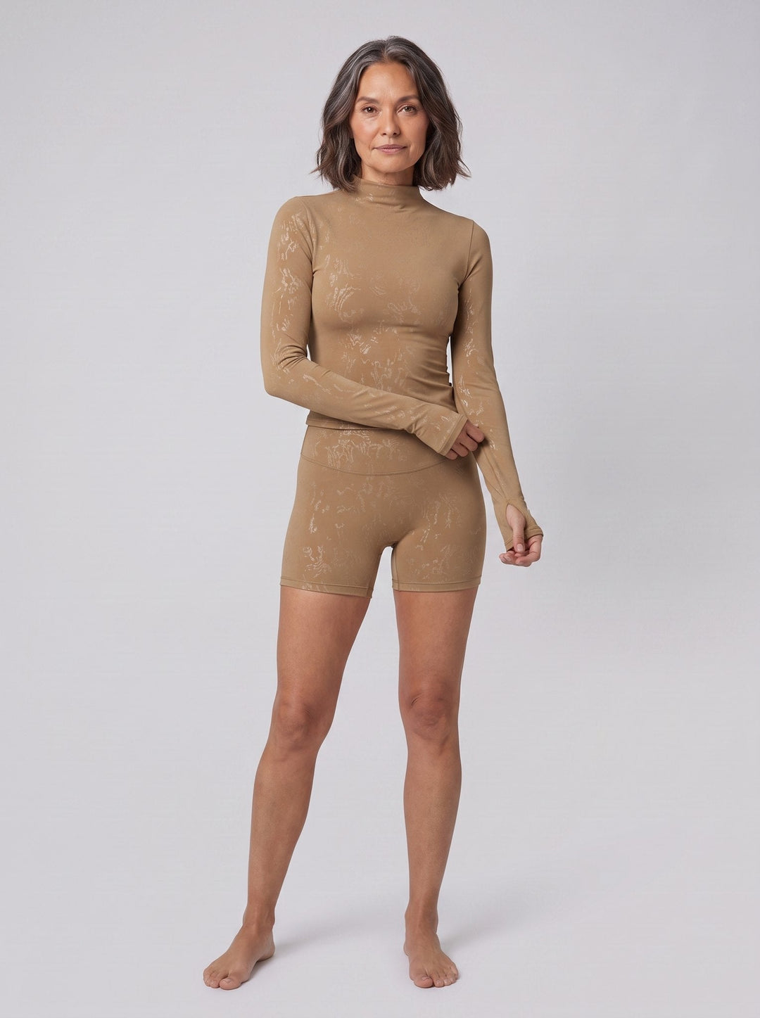 Salutation Stretch Set sand activewear two-piece front