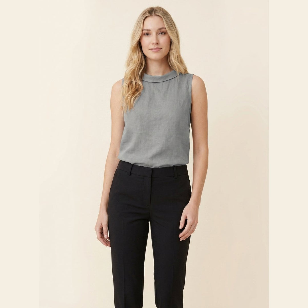 Tara turtleneck top gray on model