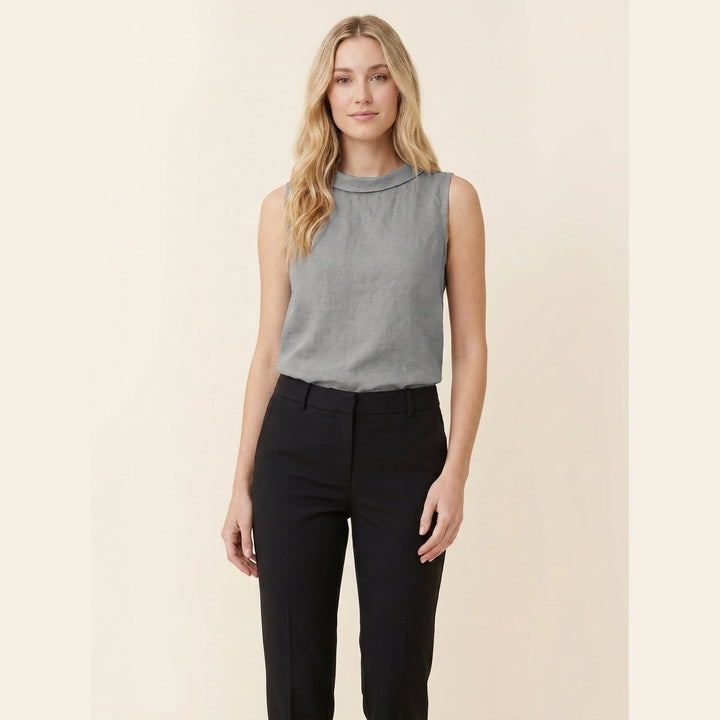 Tara turtleneck top gray on model