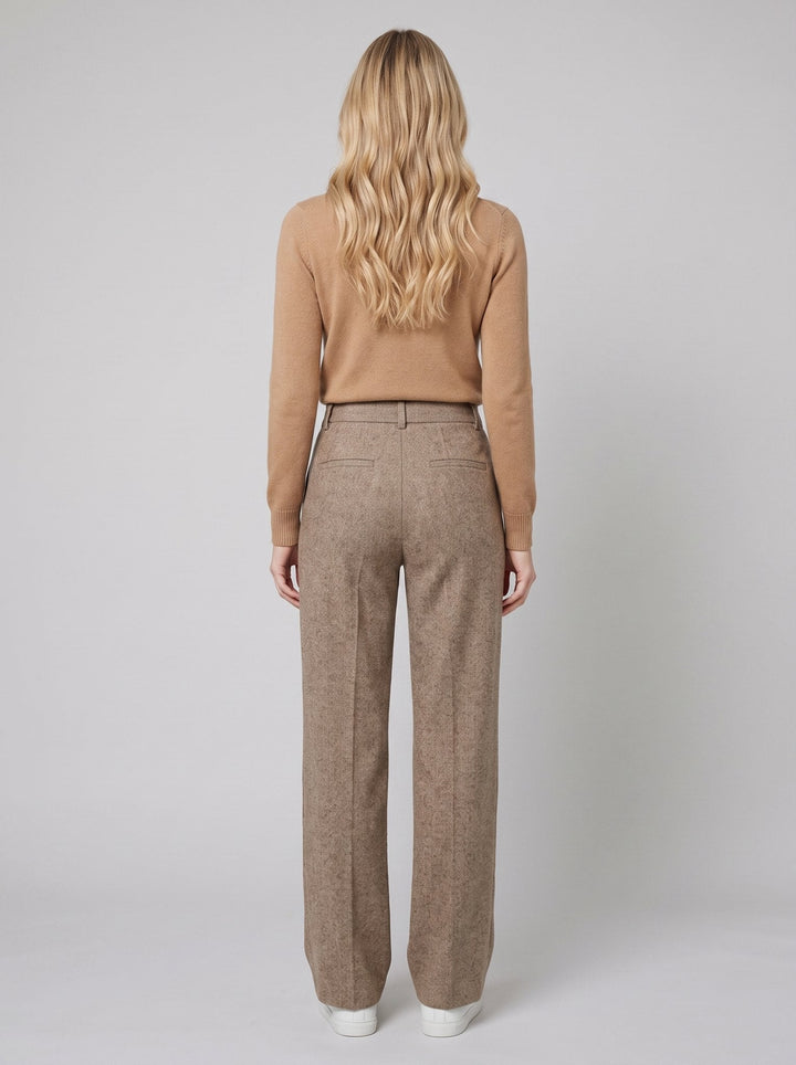 Tavi wool trousers camel back on model